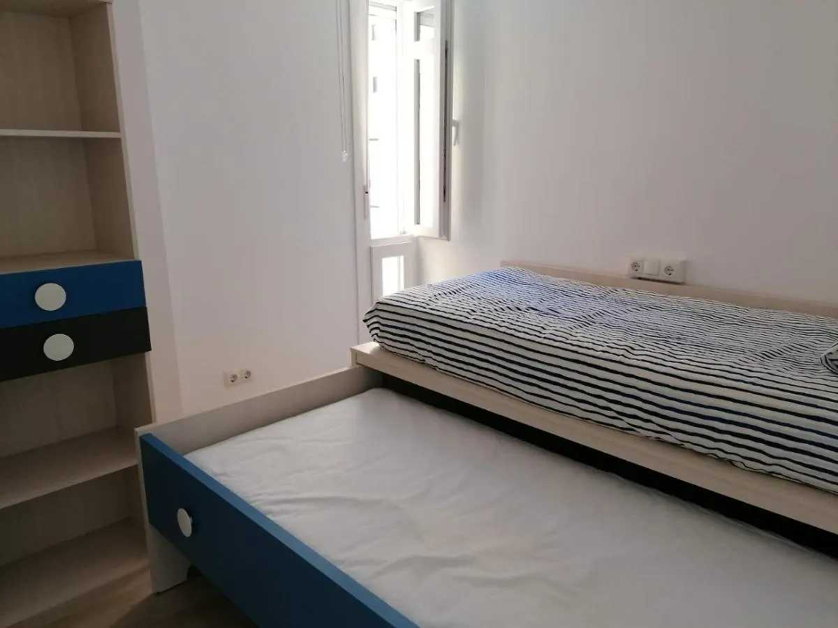 Esplendido Apartamento, Carihuela Edificio El Remo, Primera Linea Torremolinos 0*,
