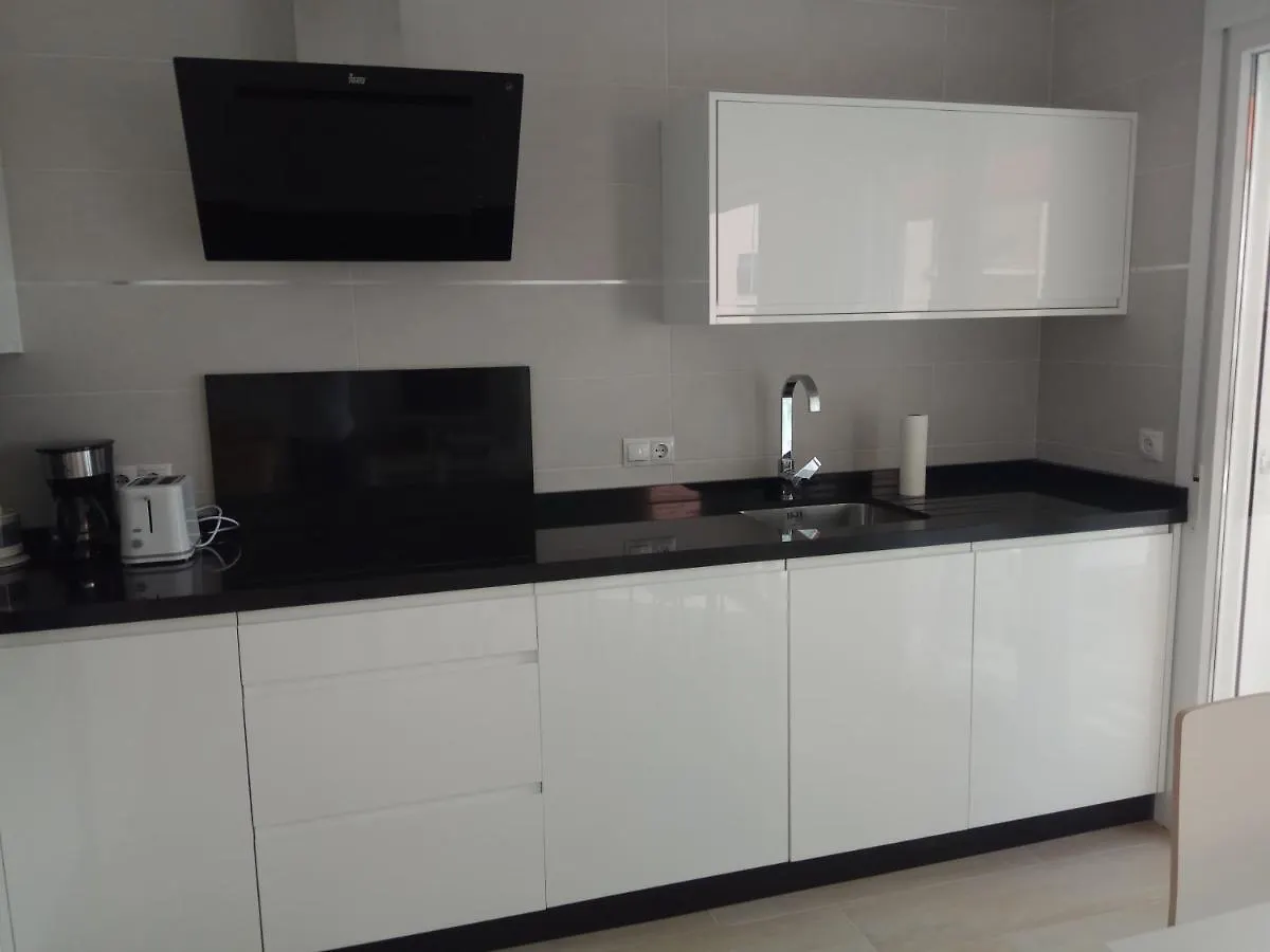 Esplendido Apartamento, Carihuela Edificio El Remo, Primera Linea Torremolinos Apartment
